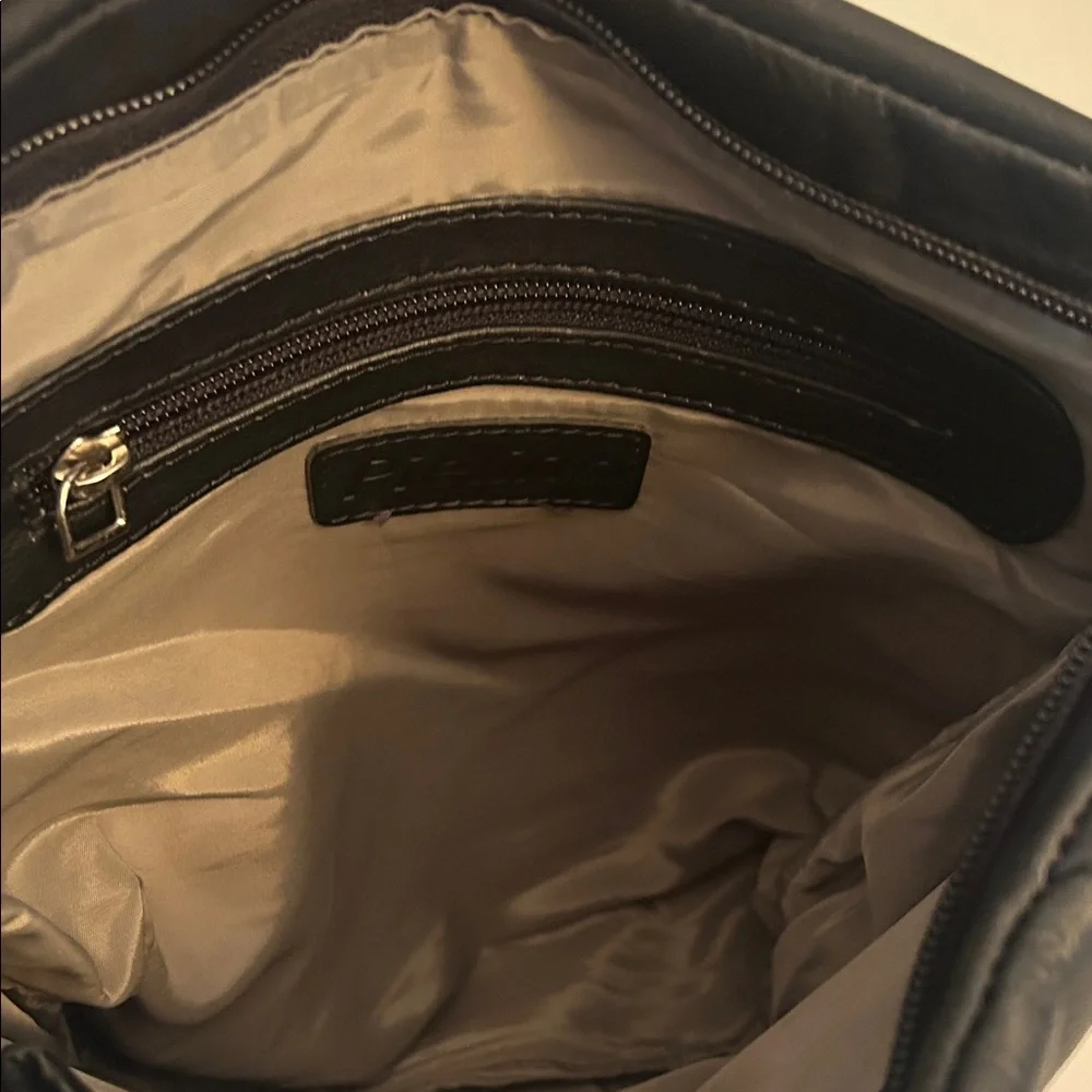 Pielino Black Leather Crossbody Bag